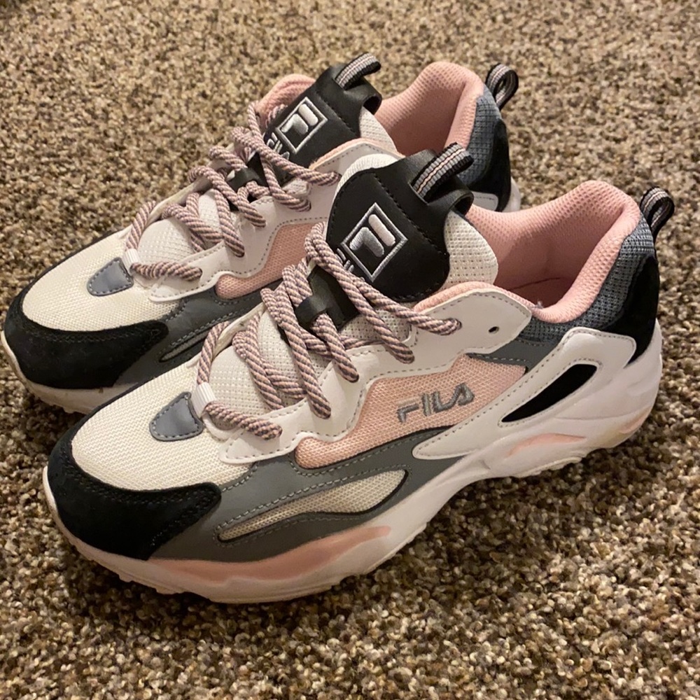 Fila sneakers worn once